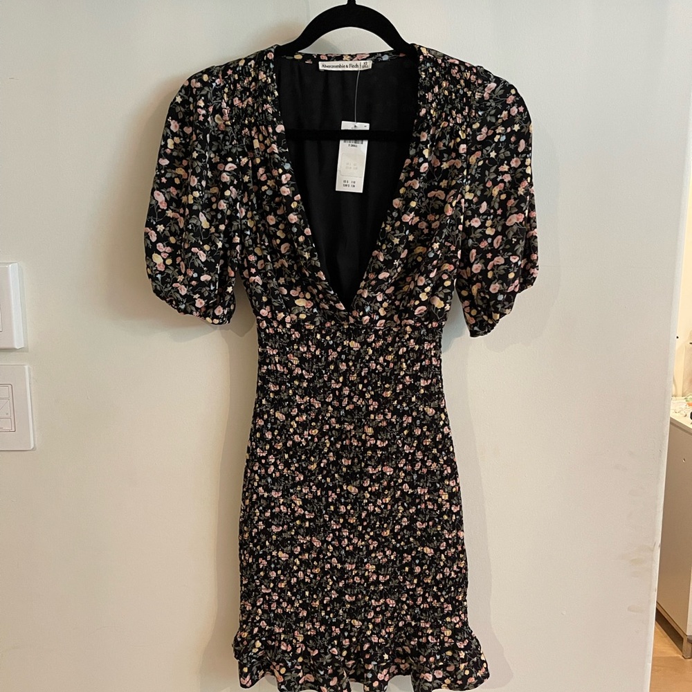 NWT short sleeve formal mini dress from abercrombie